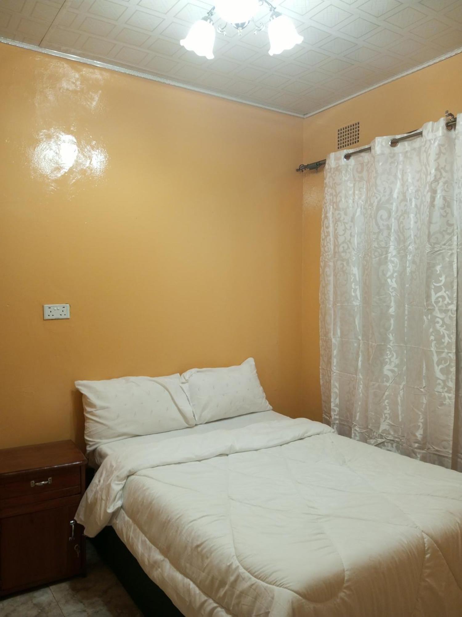 Buffalo Bob Lodge Livingstone Oda fotoğraf